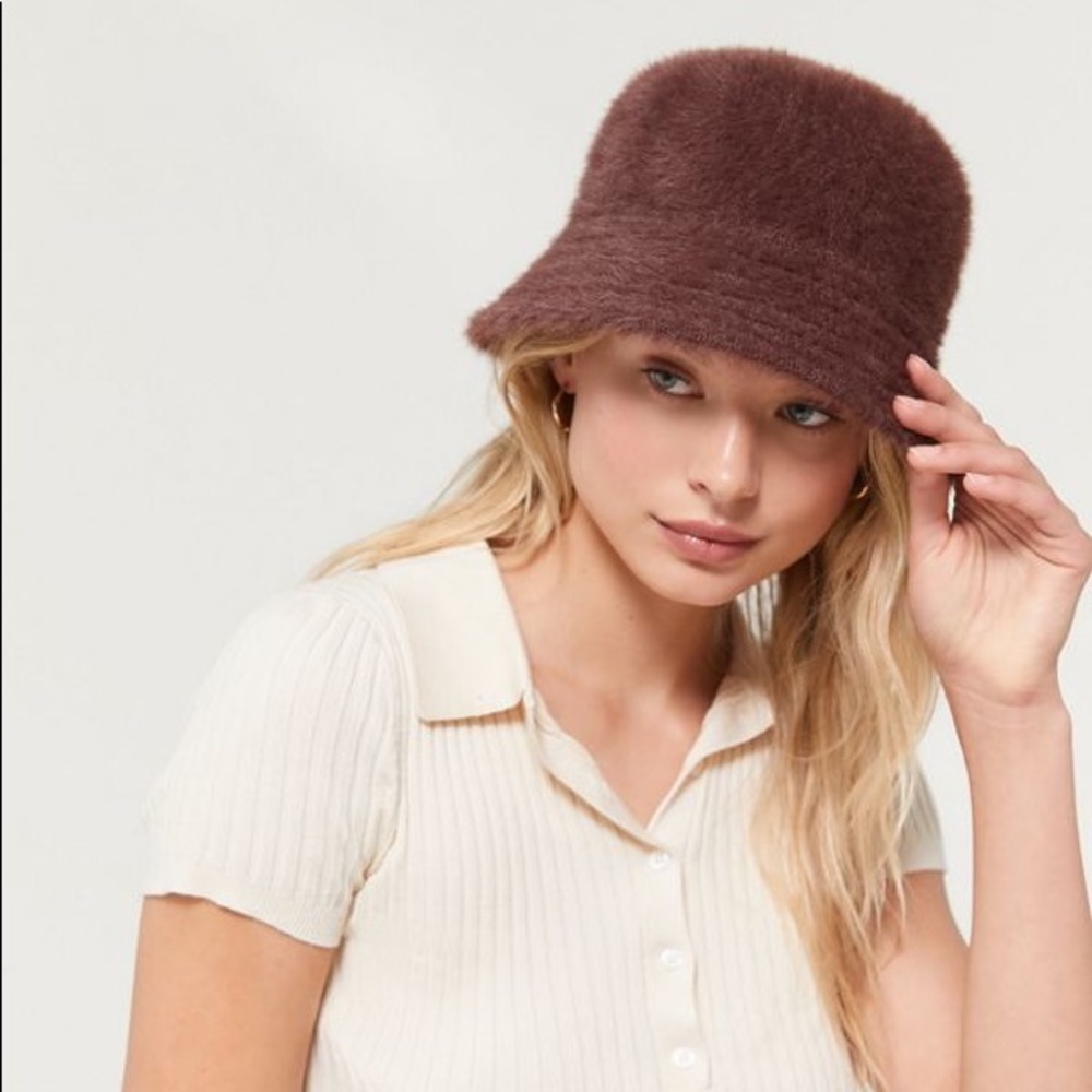 NWT Fuzzy Bucket Hat